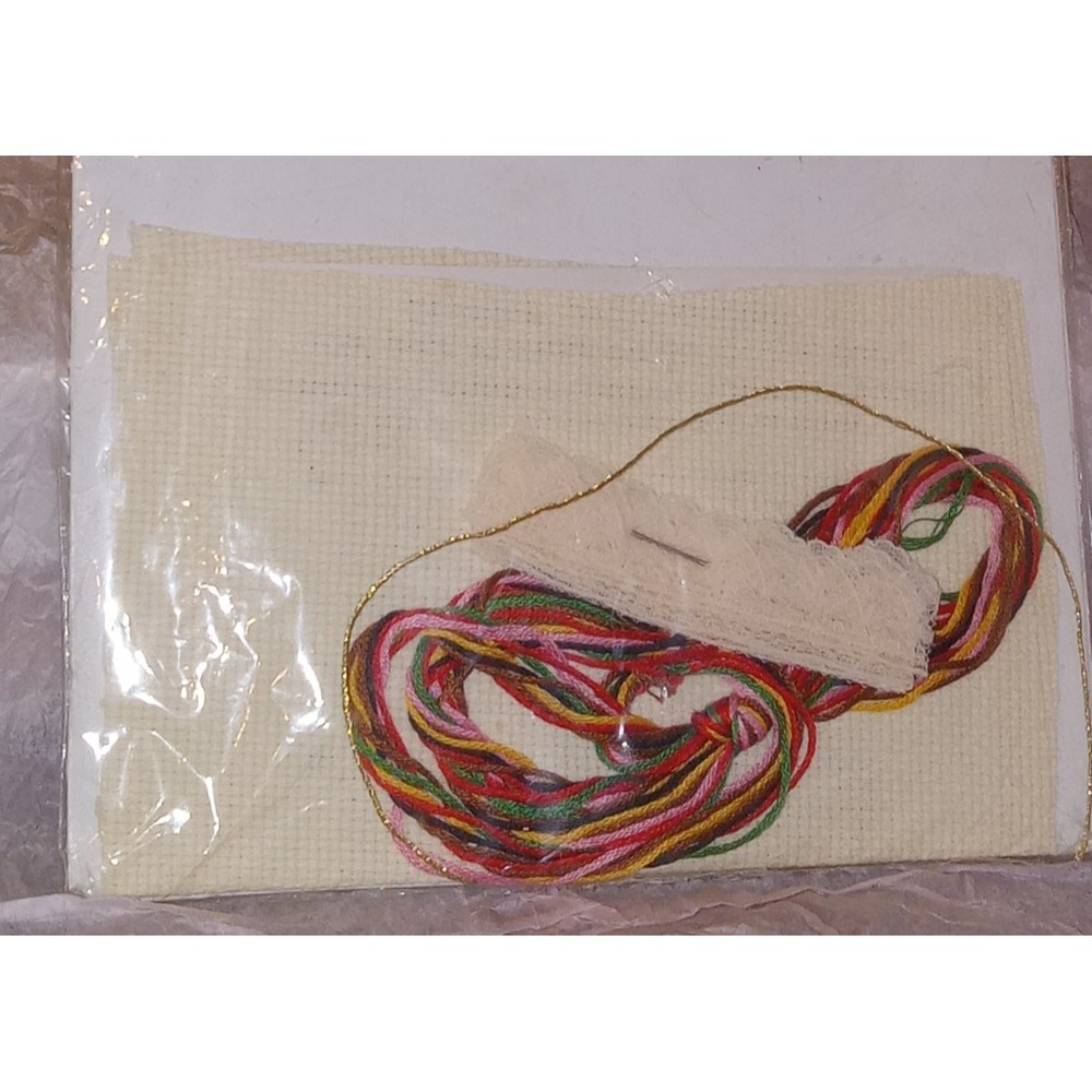 Counted Cross Stitch Christmas Ornaments Kit Nicole Creations Doily Teddy Bear - Picture 5 of 6